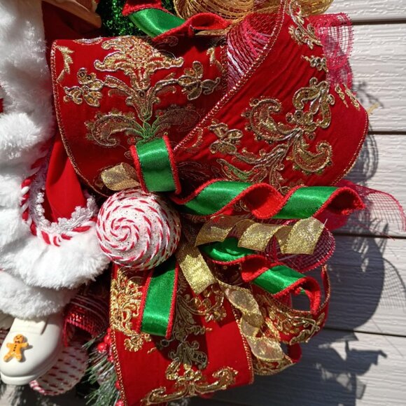 Santa Christmas Wreath, Deluxe Christmas Wreath, Traditional Christmas, - Picture 3 of 10